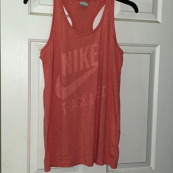 Nike Tops - Nike sportswear tank top